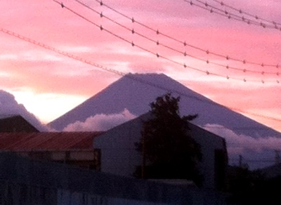 夕焼けと富士山.jpg