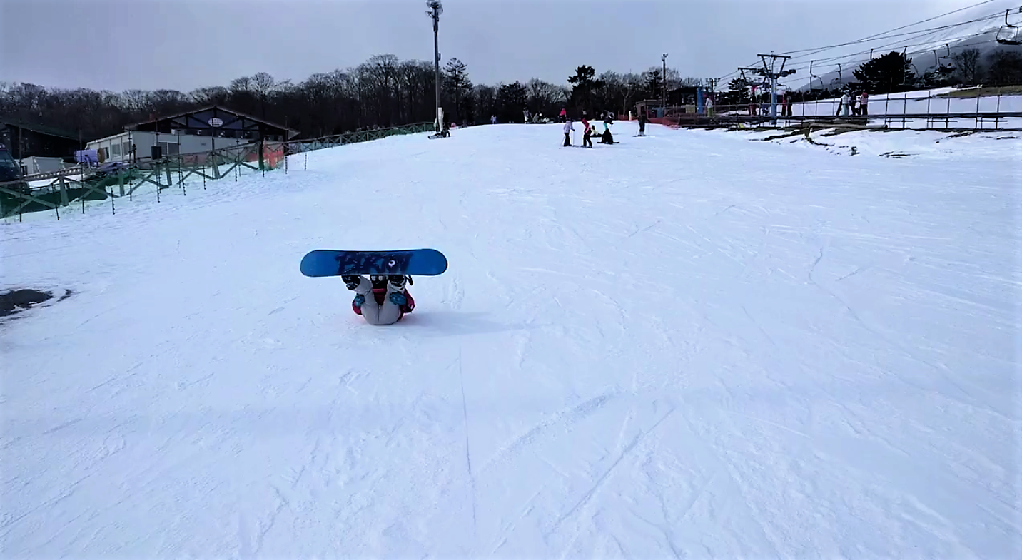 裾野市】日本一早くオープンするスキー場・スノーボード場『スノー